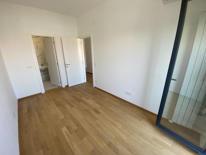 Novi Beograd-Bežanijska Kosa  - ,Magelanova-10