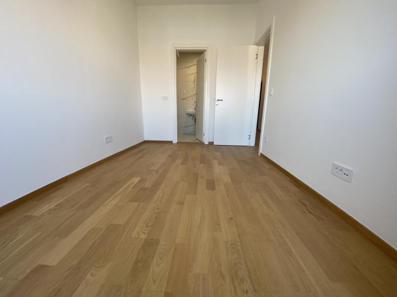 Novi Beograd-Bežanijska Kosa  - ,Magelanova-9