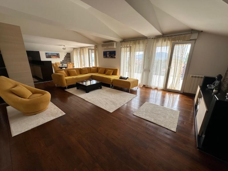 Voždovac-Jajinci-Četvoroiposoban-Uknjižen ID#2736 245.000 €