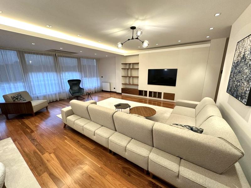 Novi Beograd-Trešnjinog cveta-170m2-Lux ID#2872