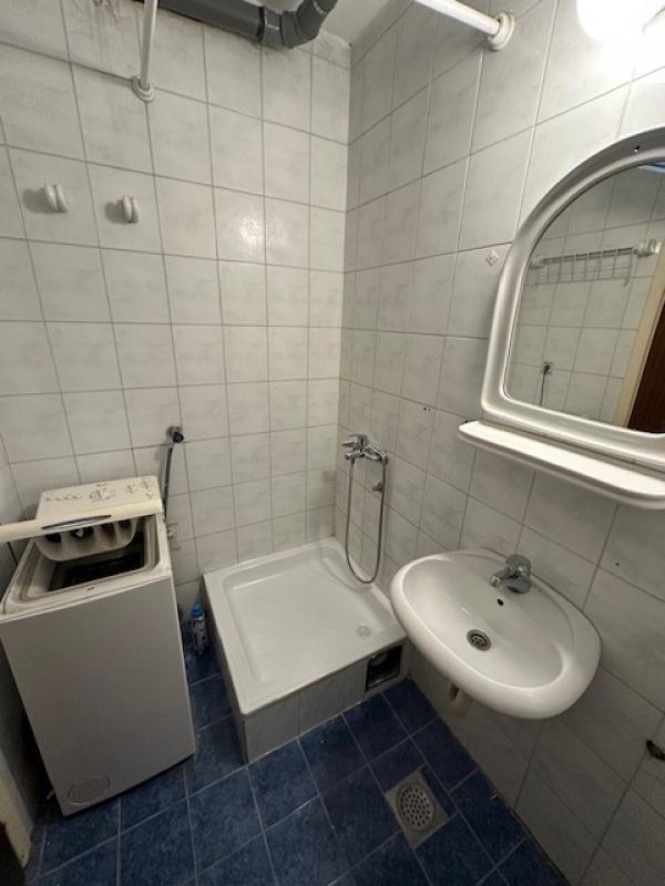 Novi Beograd - ,Gandijeva-7