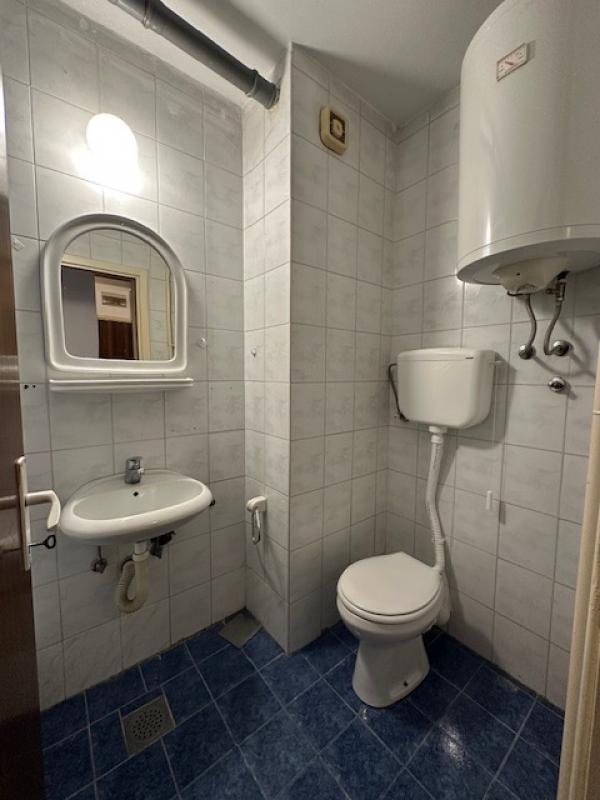 Novi Beograd - ,Gandijeva-6