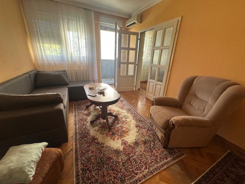 Novi Beograd-Blok 3-Četvorosoban-Namešten ID#2772 650 €