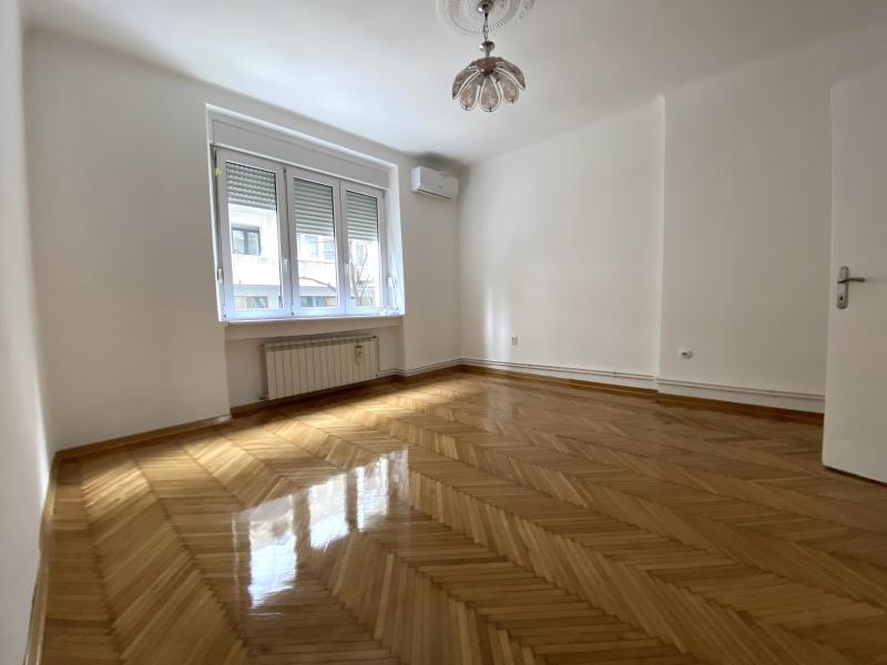 Vračar-Salonac-80m2 ID#2825