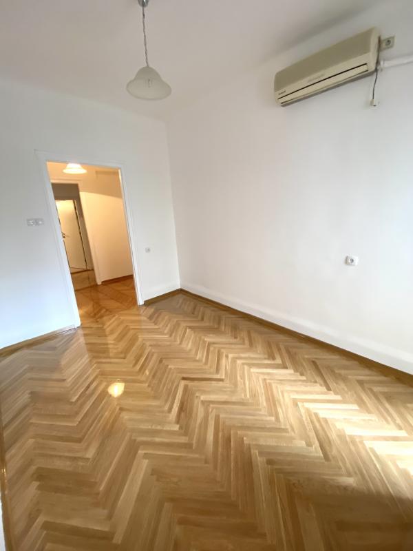 Vračar-Salonac-80m2 ID#2825