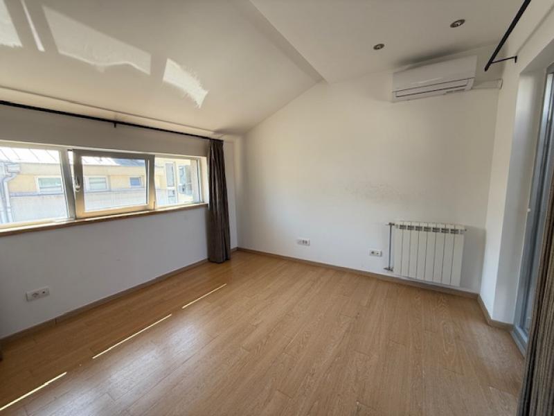 Banovo brdo-Košutnjak - ,Kneza Višeslava-8