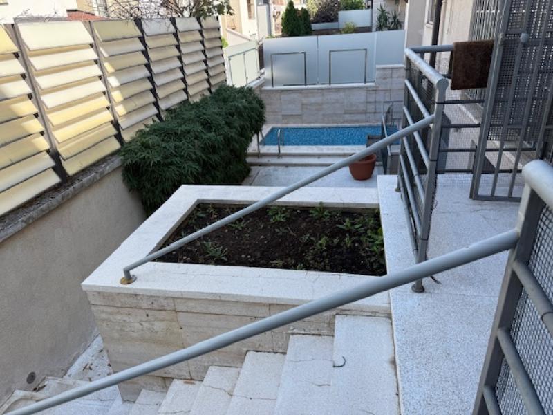 Banovo brdo-Košutnjak - ,Kneza Višeslava-18
