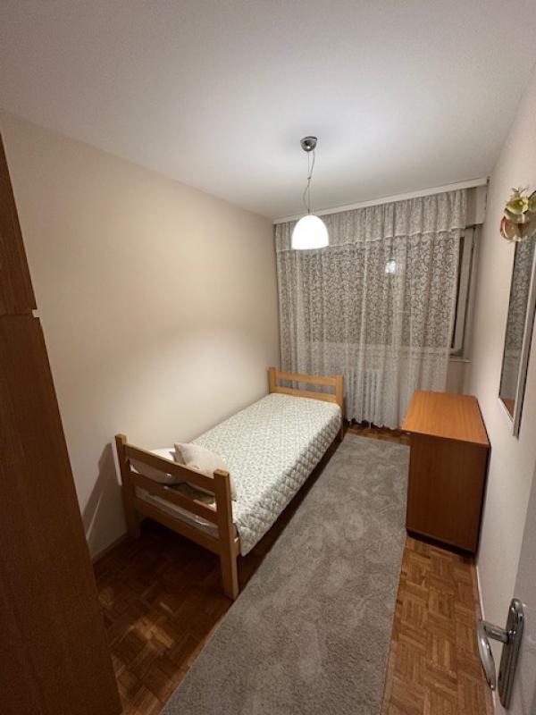 Zemun - ,Karadjordjeva-6