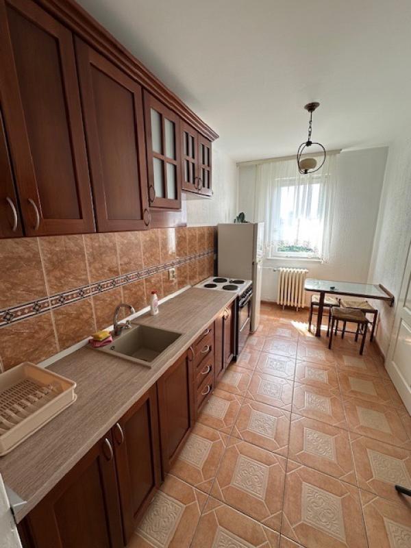 Zemun - ,Karadjordjeva-2