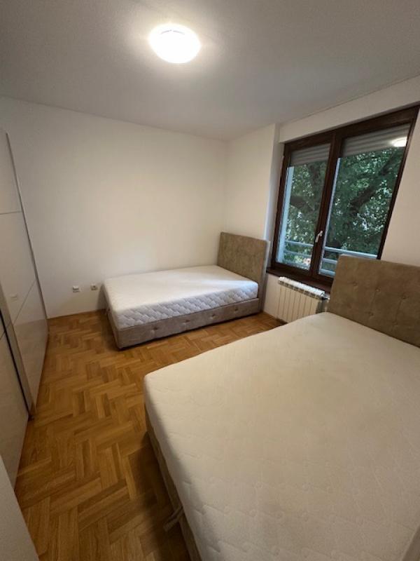 Vračar - ,Gružanska-8