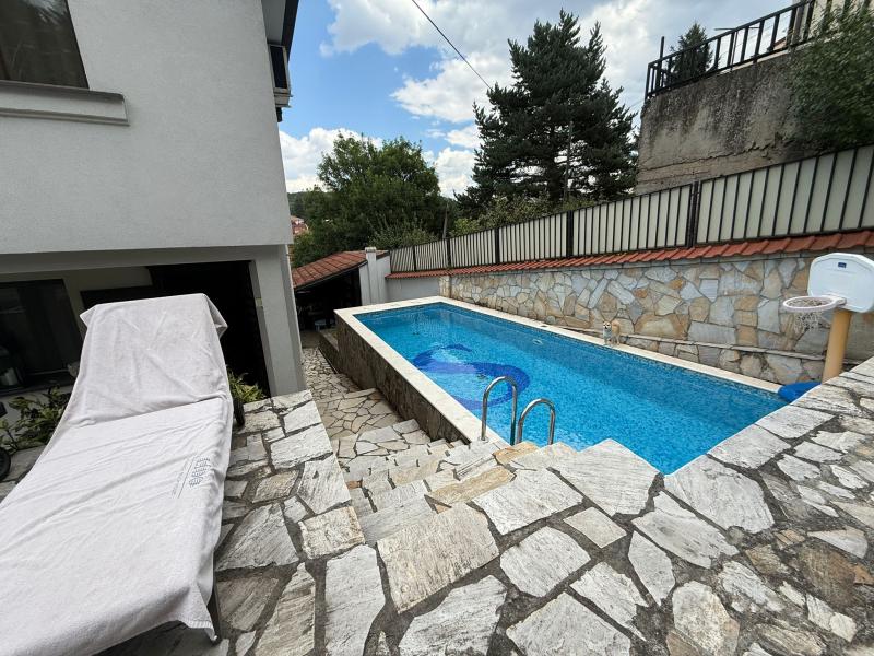 Rakovica-Stari Košutnjak - ,Pere Velimirovića-1