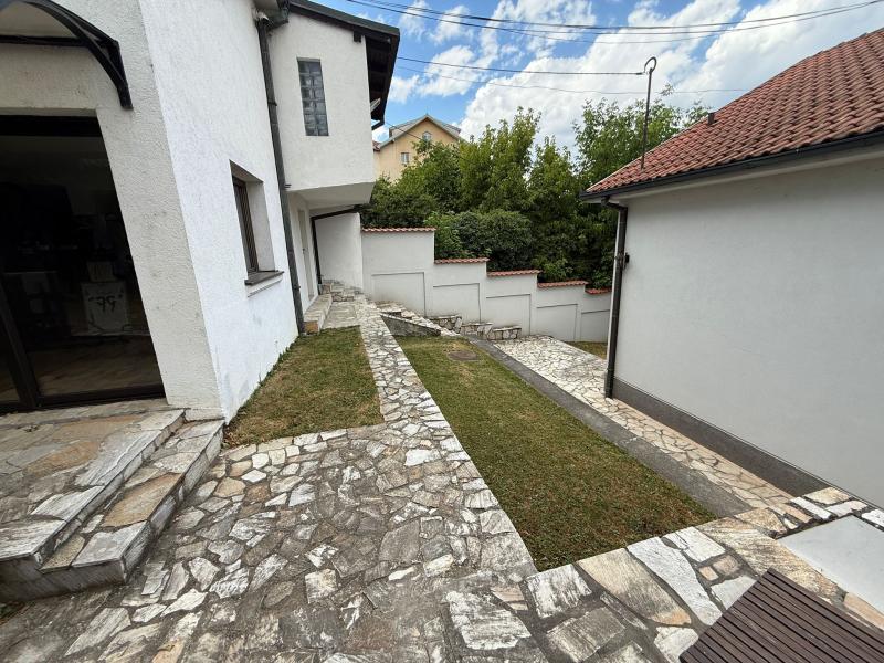 Rakovica-Stari Košutnjak - ,Pere Velimirovića-8